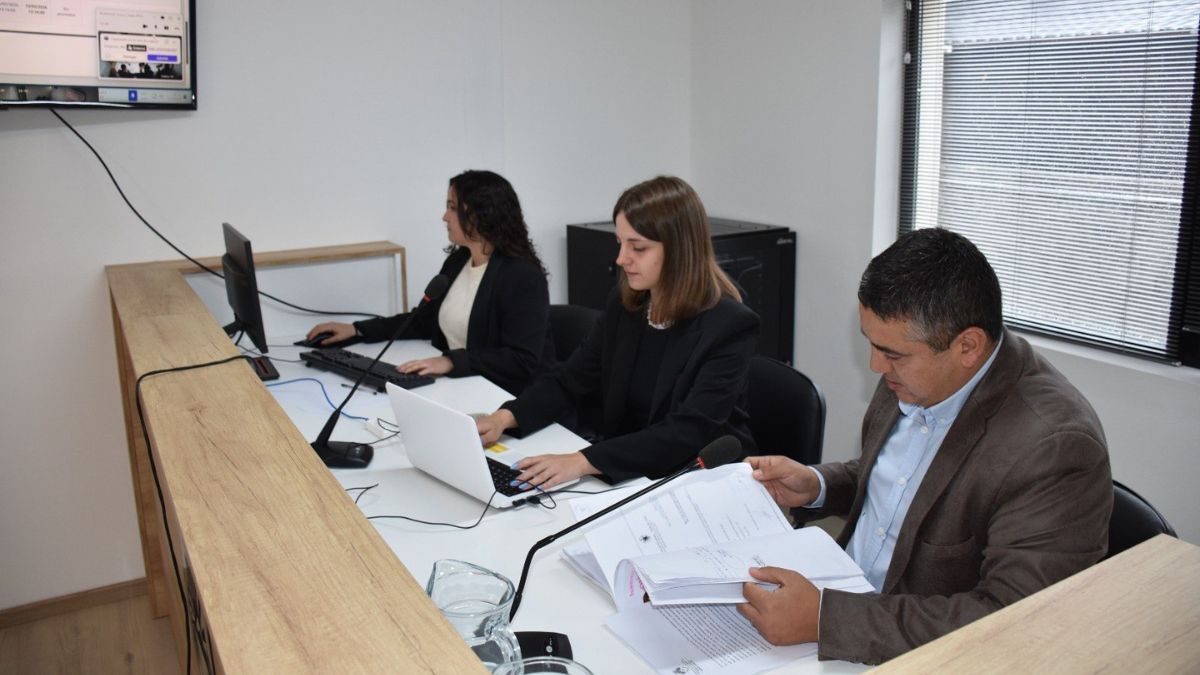 El Juzgado Correccional revocó una multa municipal y dictó la primera sentencia mediante audiencias orales