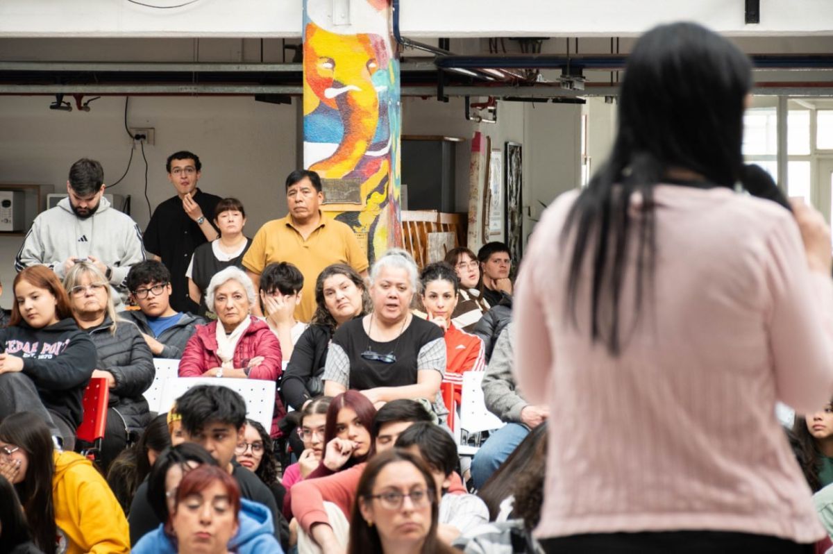 "Es importante que las familias y los chicos sepan que no es un chiste, acciones de este tipo terminan en un juzgado”