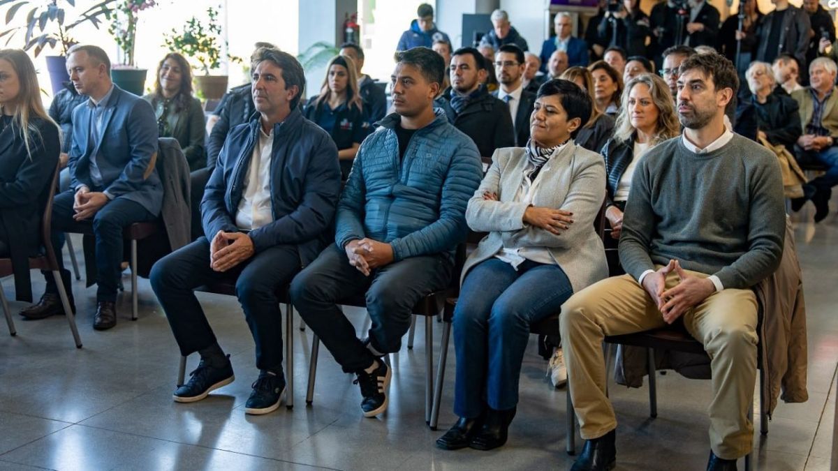 Gobierno acompañó la inauguración de las obras de remodelación del aeropuerto de Río Grande