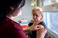 Nueva jornada de vacunación destinada a personas mayores y grupos de riesgo en Tolhuin