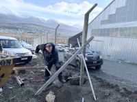 Para mejorar la seguridad, instalan un cerco olímpico en el edificio de Tribunales de Ushuaia