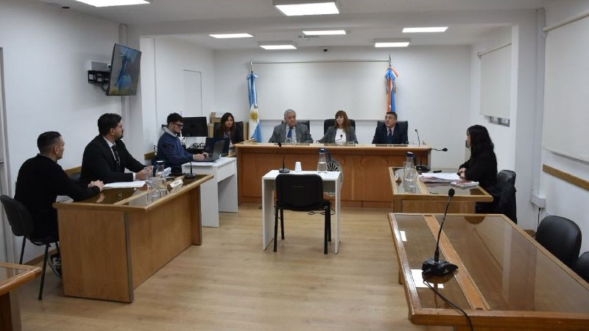 Comenzó el juicio contra un hombre acusado de abusar de sus hijas