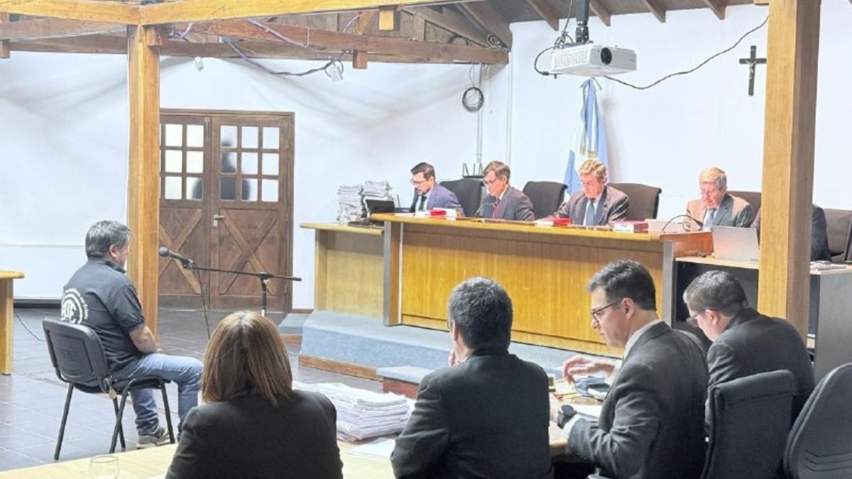Juicio por viviendas de ATE: comenzó el debate contra tres acusados por fraude y lavado de activos