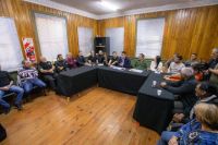 Perez encabezó una reunión junto a funcionarios municipales y vecinos de la zona sur de Río Grande