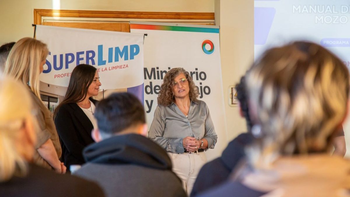 La Provincia capacitó a más de 70 personas en gastronomía y hotelería en Tolhuin
