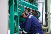 Realizan tareas de reparación en el equipo de generación de Tolhuin 