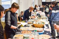 Cientos de vecinos visitaron la propuesta "Bazar del Fuego"