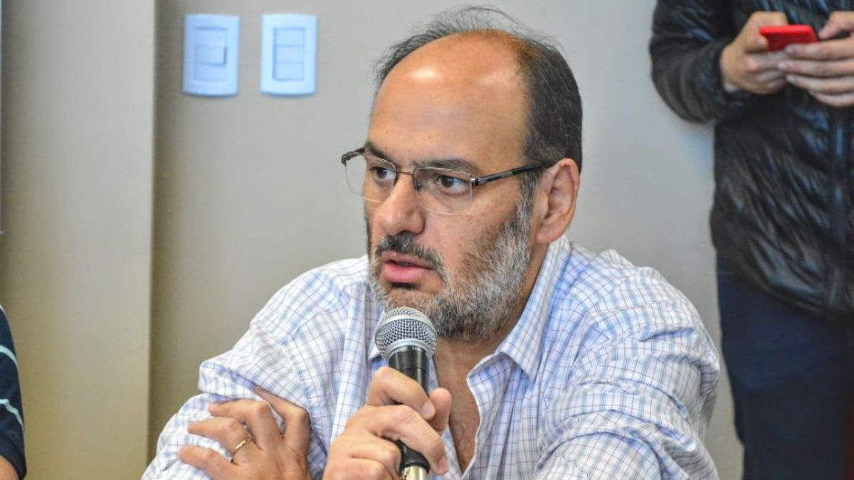 “Estamos en una situación muy compleja, con cinco barcos sin un lugar fijo de estadía”