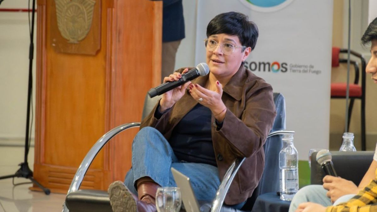 “Es necesario que el ámbito productivo se pueda vincular con la formación educativa”