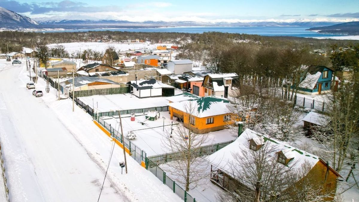 Camuzzi ejecutó cortes a más de 100 familias de Tolhuin y el Municipio debió auxiliar 