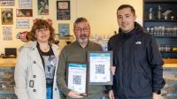 Se formalizó la entrega de las habilitaciones comerciales del Café Lautaro y el Hotel Villa