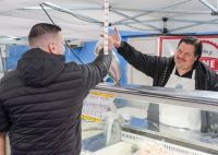 El Municipio de Río Grande llevó adelante una nueva edición de "El mercado en tu barrio"