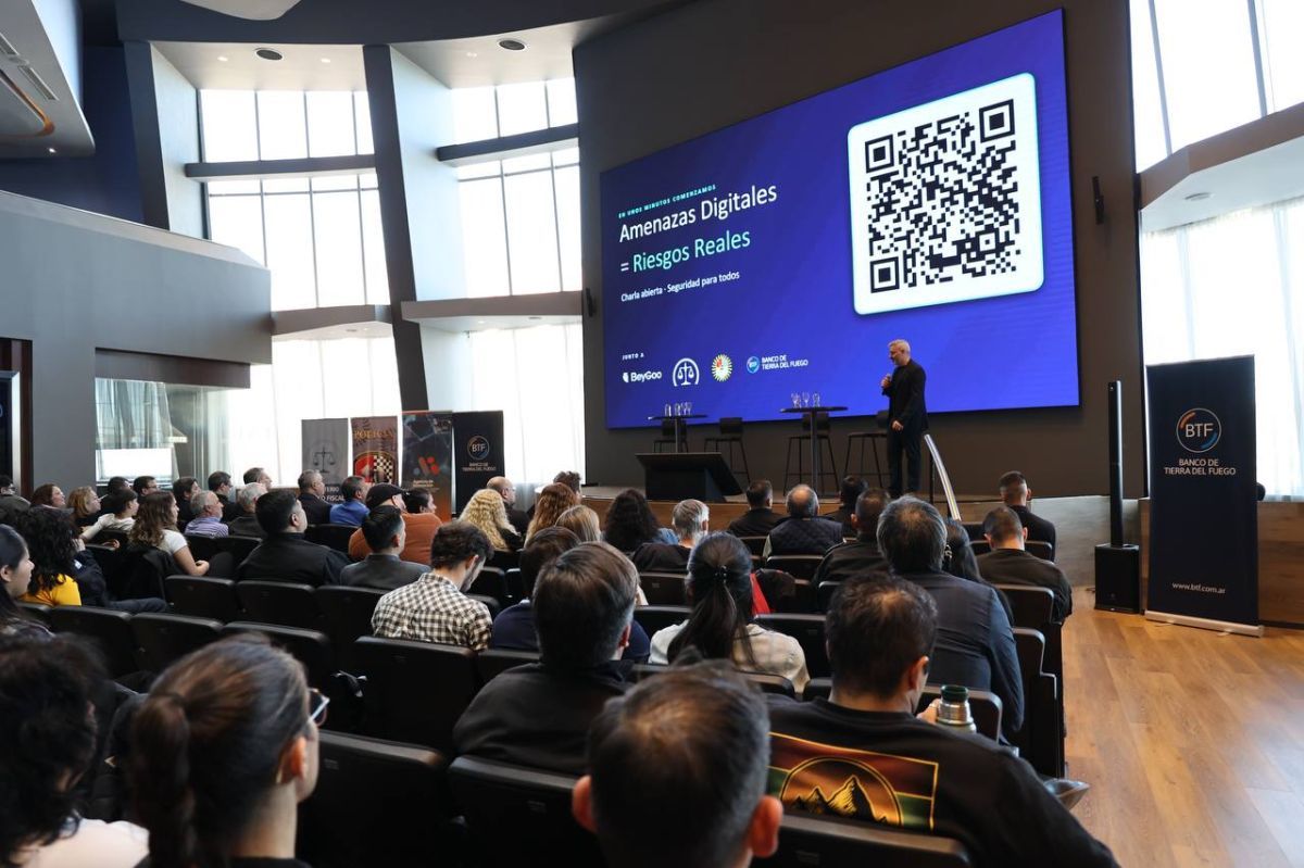 Alertan sobre las estafas digitales durante las jornadas de concientización en ciberseguridad