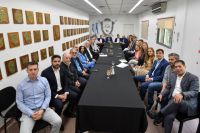 Melella participó de un encuentro de gobernadores del PJ con eje en el federalismo y la situación económica