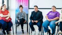 “Tapiceras” puso en marcha una nueva propuesta de formación en oficios de Mujeres en Marcha